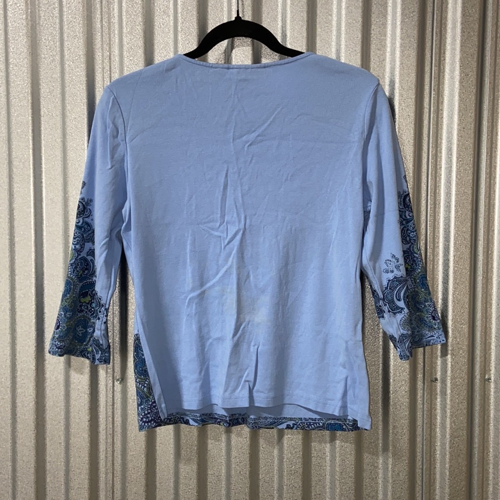 Top - Picture 2 of 3